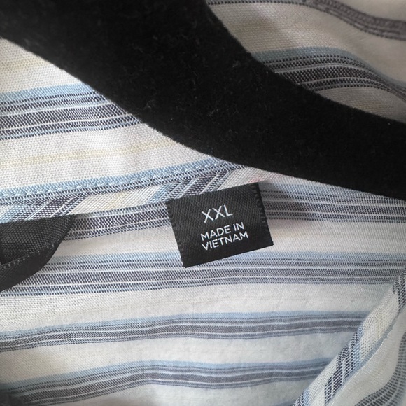 Travis Mathew White Striped short sleeve shirt XXL - Picture 3 of 5